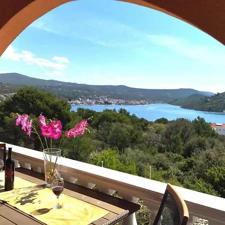 With Parking Space - 24546 Rogoznica (Sibenik-Knin)