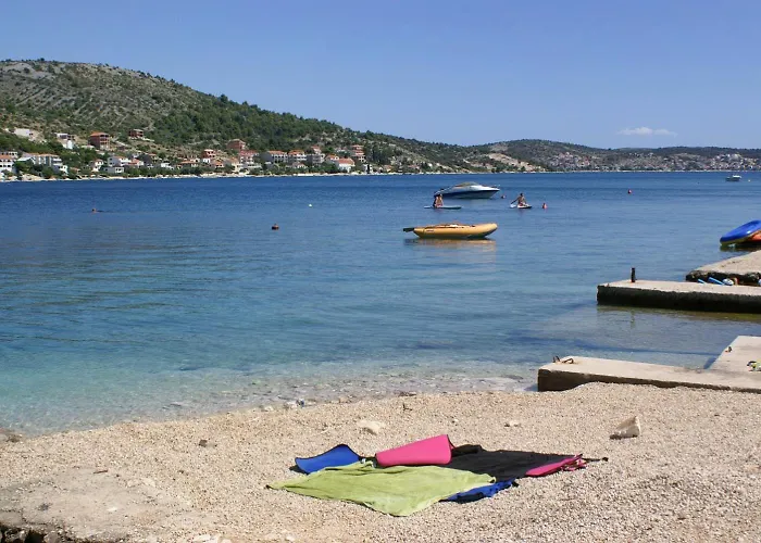 With Parking Space - 24546 Rogoznica (Sibenik-Knin)