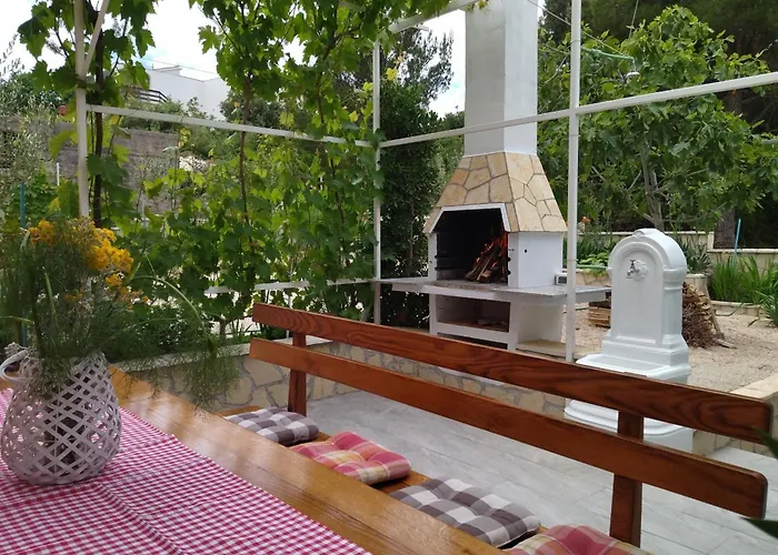 With Parking Space - 24546 * Rogoznica (Sibenik-Knin)