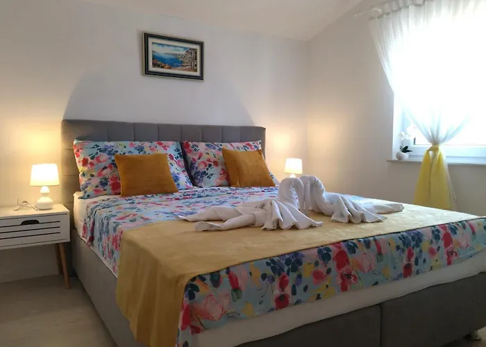 With Parking Space - 24546 Appartement Rogoznica (Sibenik-Knin)