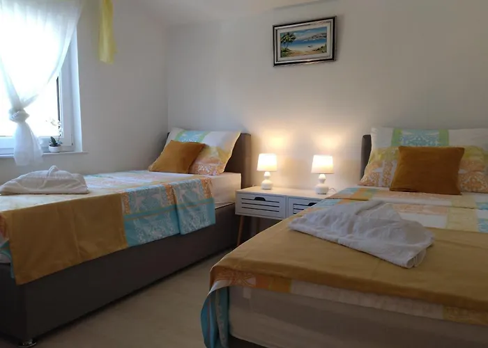 With Parking Space - 24546 Appartement Rogoznica (Sibenik-Knin)